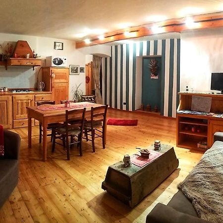 Maison Besenval Lägenhet Aosta Exteriör bild
