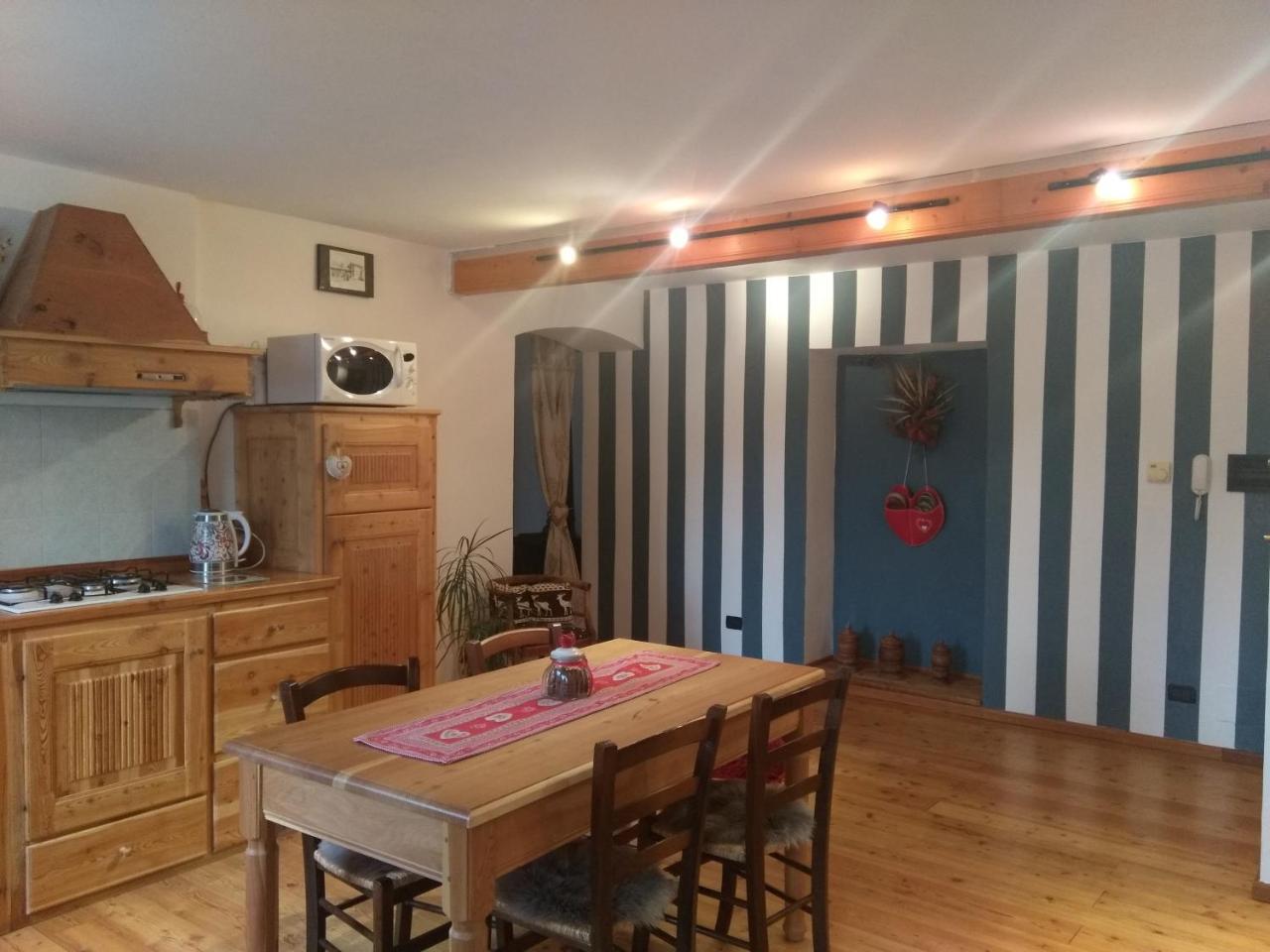 Maison Besenval Lägenhet Aosta Exteriör bild